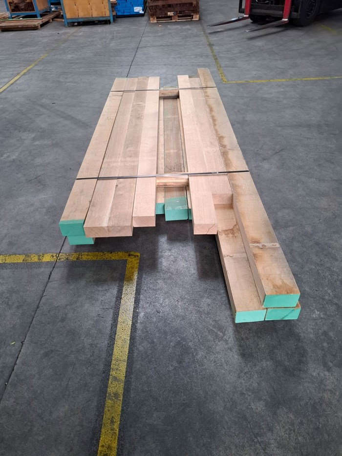 Lotje 165 | Eiken 80mm (deels geschaafd)